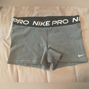 Nike Dri-Fit shorts XL